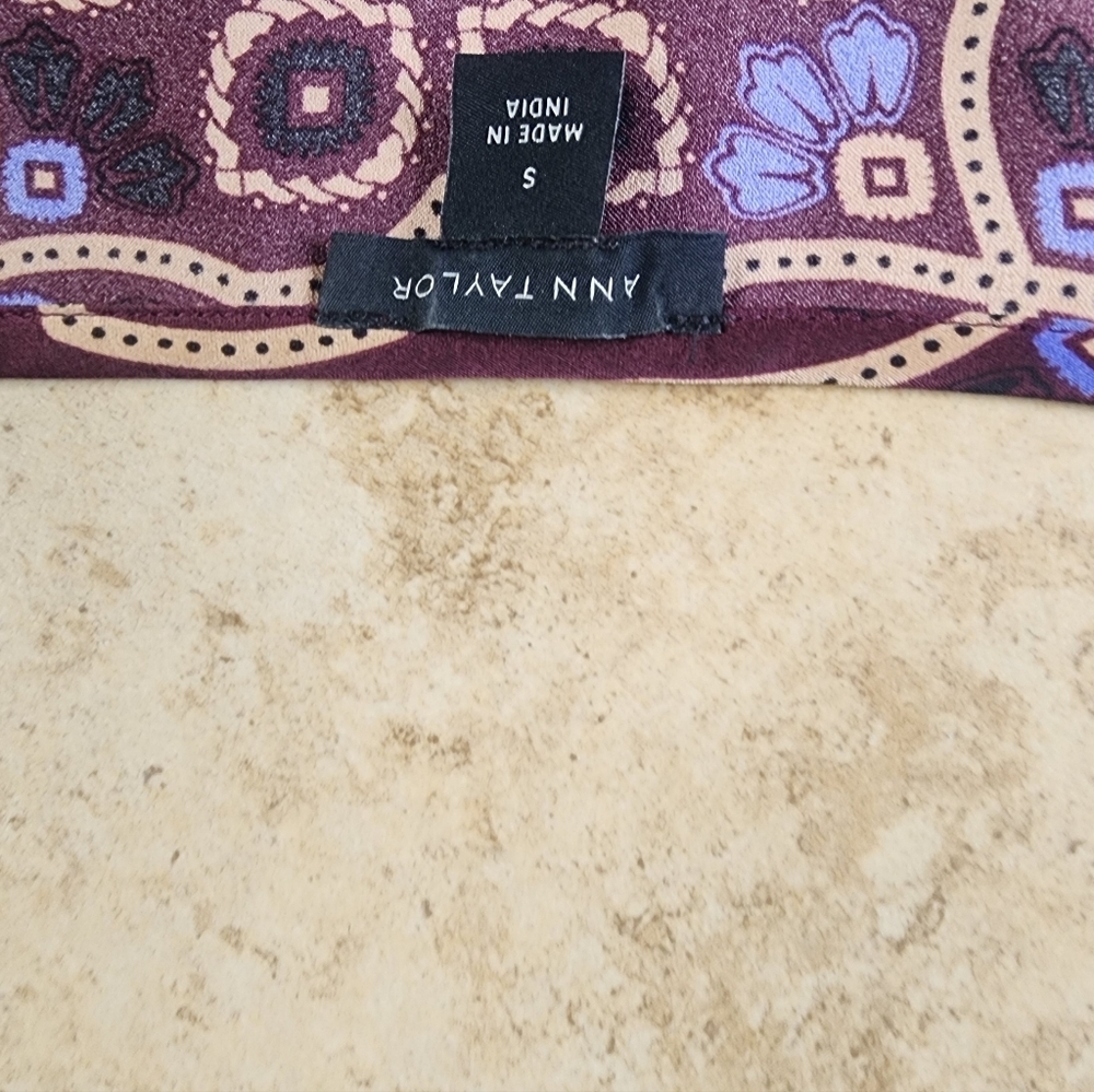 Ann Taylor Purple Patterned Top - Picture 3 of 4
